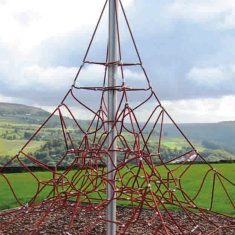 Rope net pyramid
