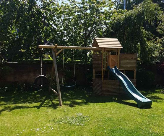 Garden Play Castle with Extension Garden Play Castle with Swing Extension