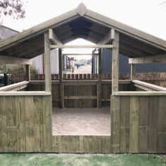 EDU Outdoor Spaces Outdoor Play Shelter