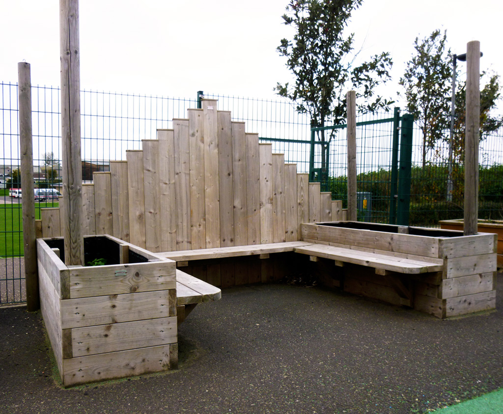 Throne Planter - Image 13